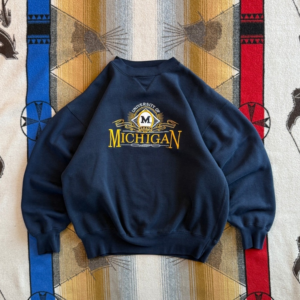 Midwest Embroidery University of Michigan Navy Blue Sweatshirt Mens Large Vtg
